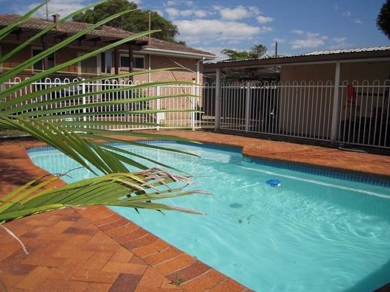 20 Watt Street, Leumeah NSW 2560