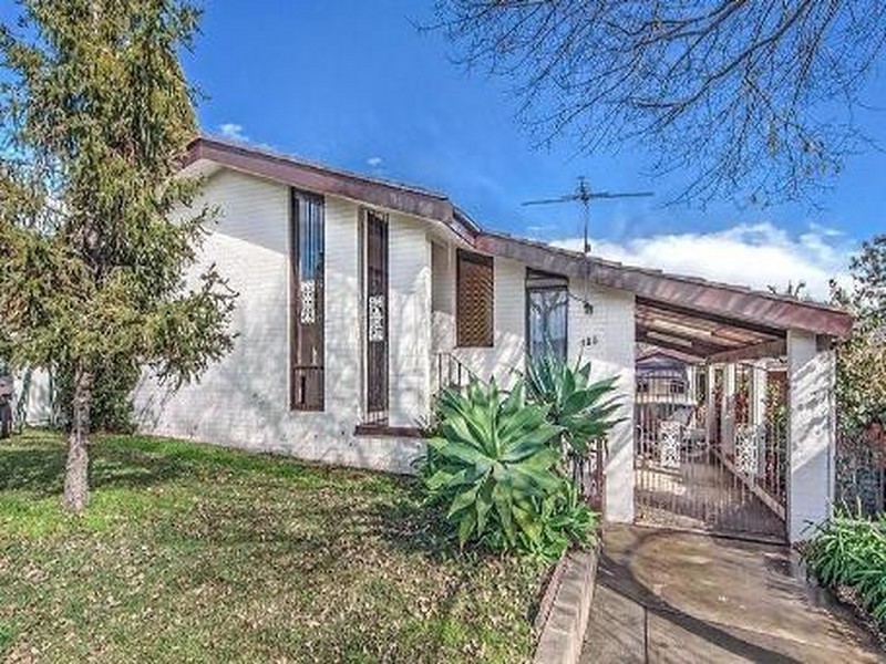 135 Broughton Street, Campbelltown NSW 2560