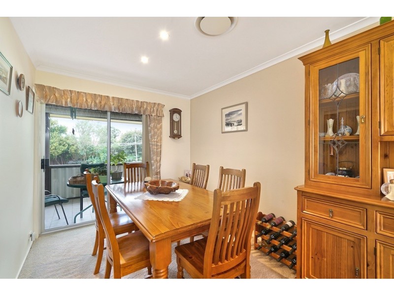 12 Kooloona Crescent, Bradbury NSW 2560