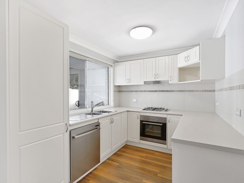 10 Henrietta Drive, Narellan Vale NSW 2567