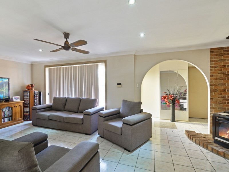 10 Albillo Place, Eschol Park NSW 2558