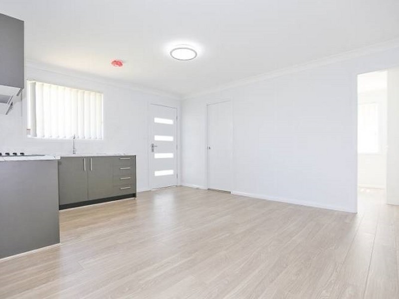 6A Long Reef Crescent, Woodbine NSW 2560