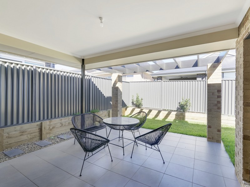 6 Leeuwin Road, Gregory Hills NSW 2557