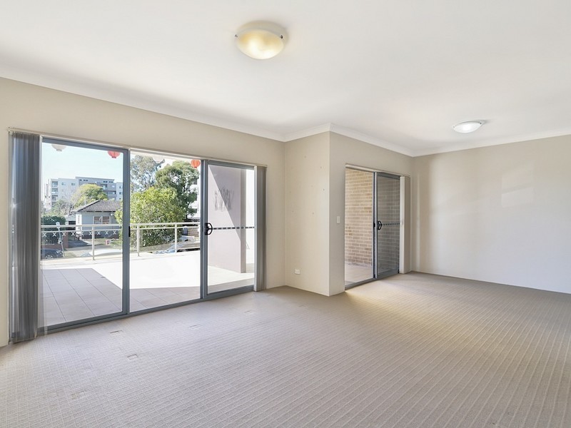 7/7-9 King Street, Campbelltown NSW 2560
