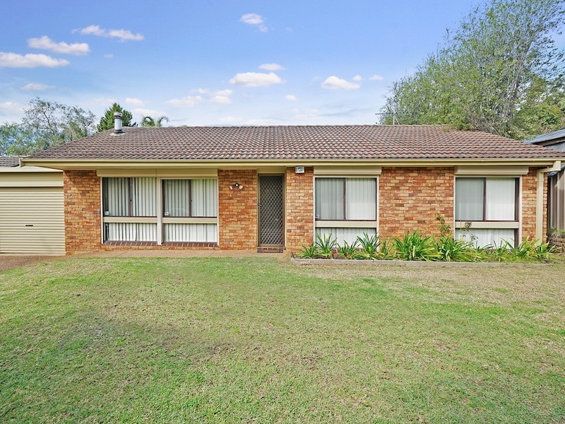 10 Twingleton Avenue, Ambarvale NSW 2560