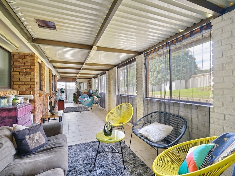10 Twingleton Avenue, Ambarvale NSW 2560