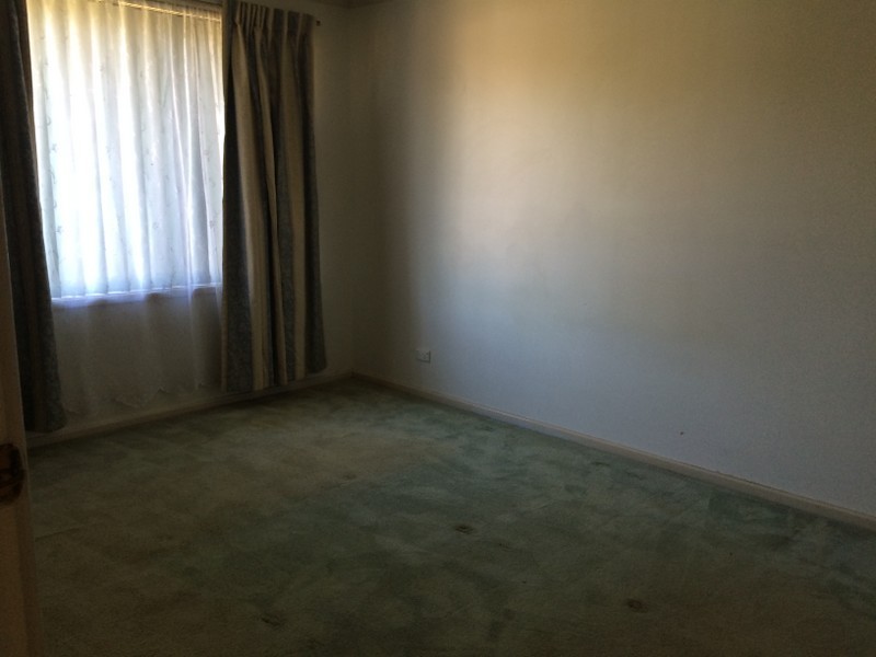 6 Ryan Close, St Andrews NSW 2566