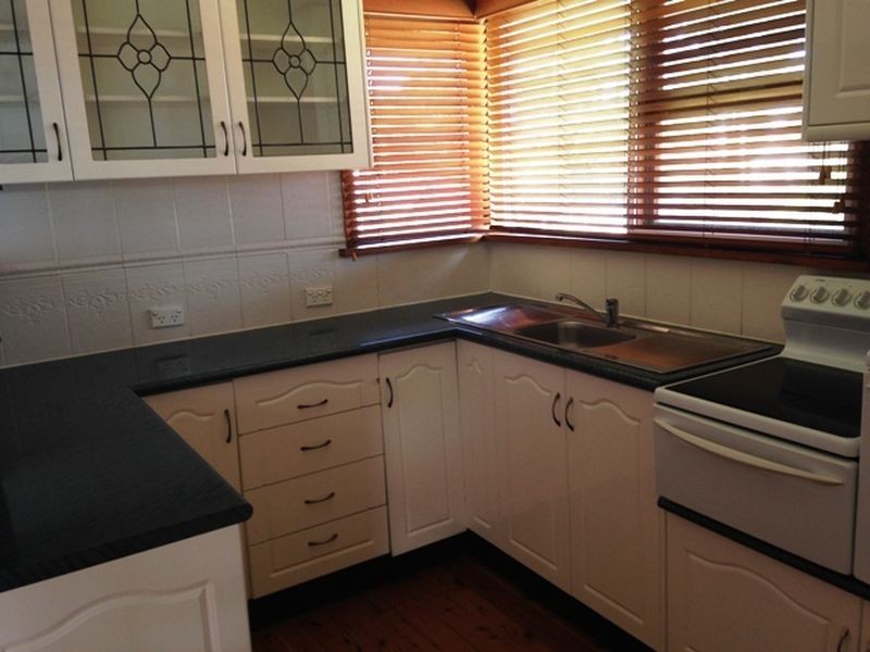 3 Arnold St, Leumeah NSW 2560