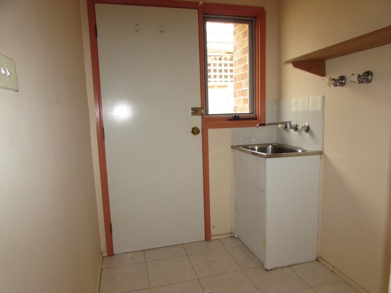 3 Woylie Place, St Helens Park NSW 2560