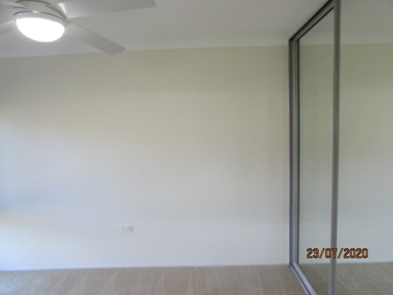 61 Demetrius Place, Rosemeadow NSW 2560