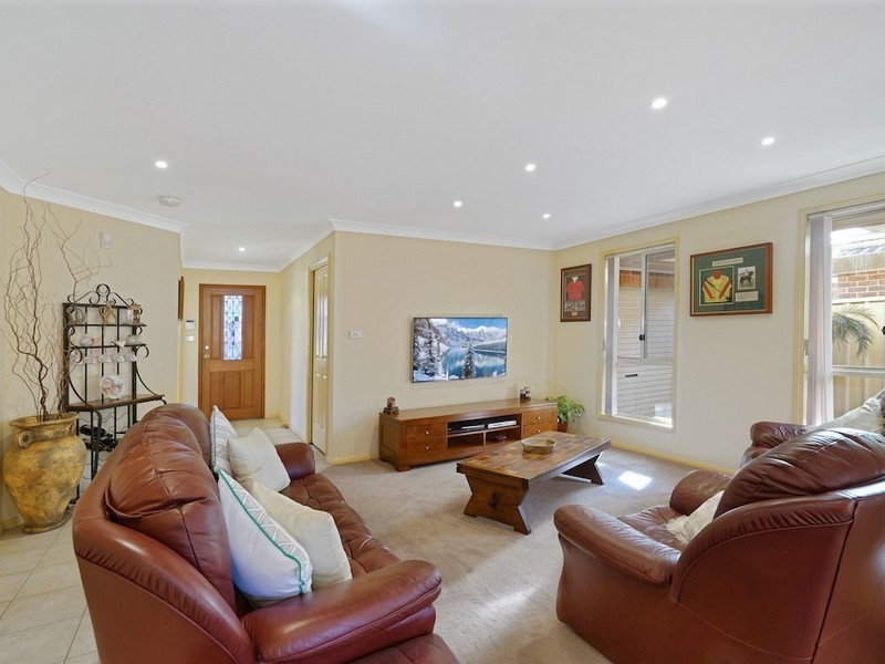 24 Veness Circuit, Narellan Vale NSW 2567