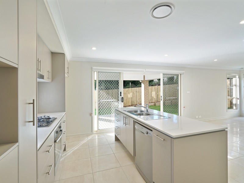14 Nettleton Street, Elderslie NSW 2570