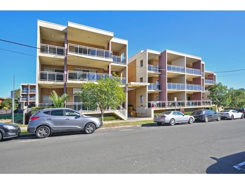7/7-9 King Street, Campbelltown NSW 2560