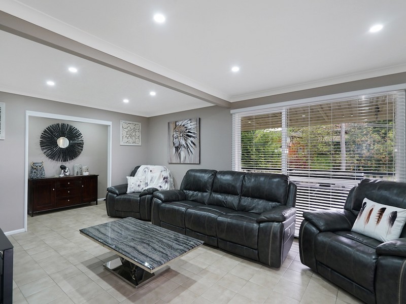 2 Reiby Place, Bradbury NSW 2560