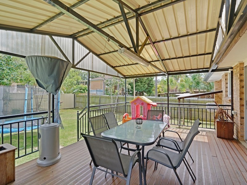 16 Harcourt Place, Eagle Vale NSW 2558