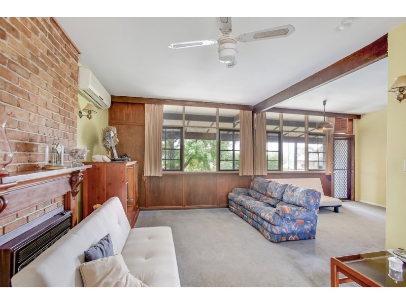 132 Lindesay Street, Campbelltown NSW 2560