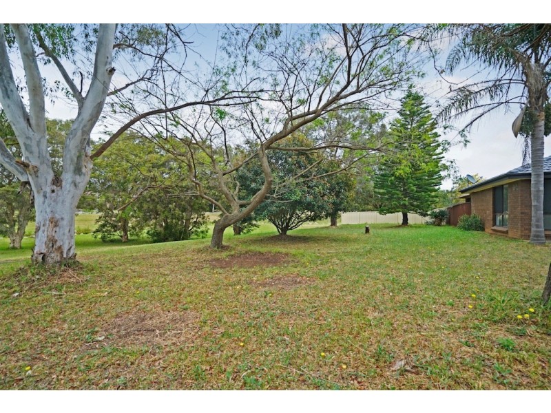 89 Woodcourt Street, Ambarvale NSW 2560