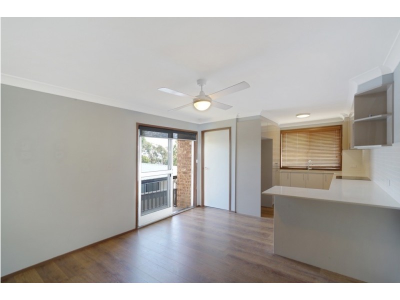 28 Burrinjuck Street, Leumeah NSW 2560