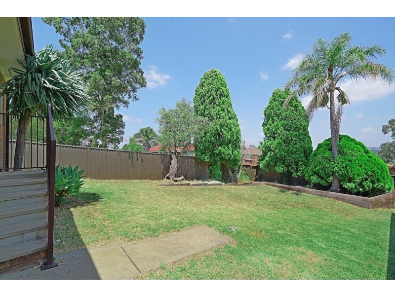 28 Burrinjuck Street, Leumeah NSW 2560