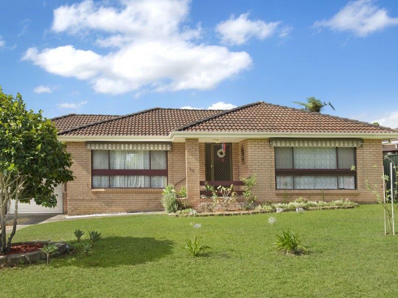 21 Anembo Street, Bradbury NSW 2560