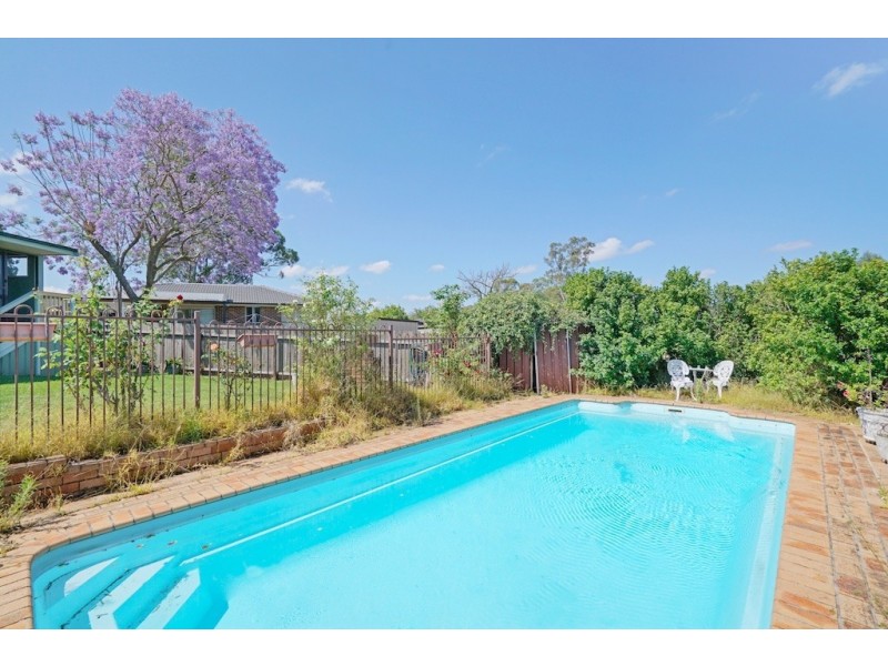 12 Hispano Place, Ingleburn NSW 2565