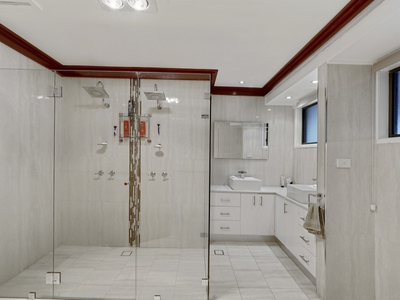 2 Wick Place, St Andrews NSW 2566