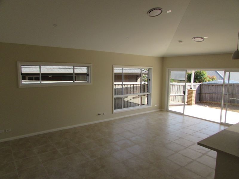 19 Grimes Avenue, Elderslie NSW 2570