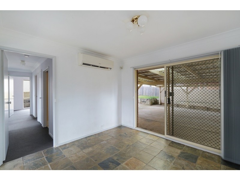 21 Falstaff Place, Rosemeadow NSW 2560