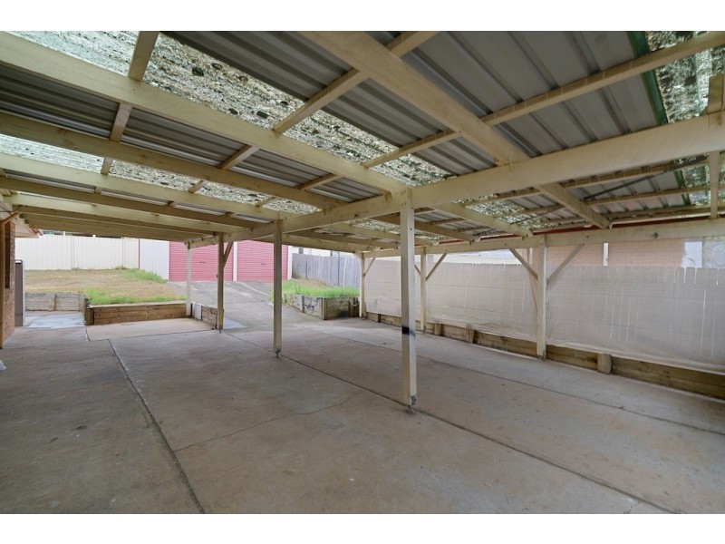 21 Falstaff Place, Rosemeadow NSW 2560