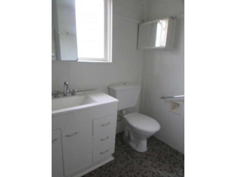 24 Bocking Avenue, Bradbury NSW 2560