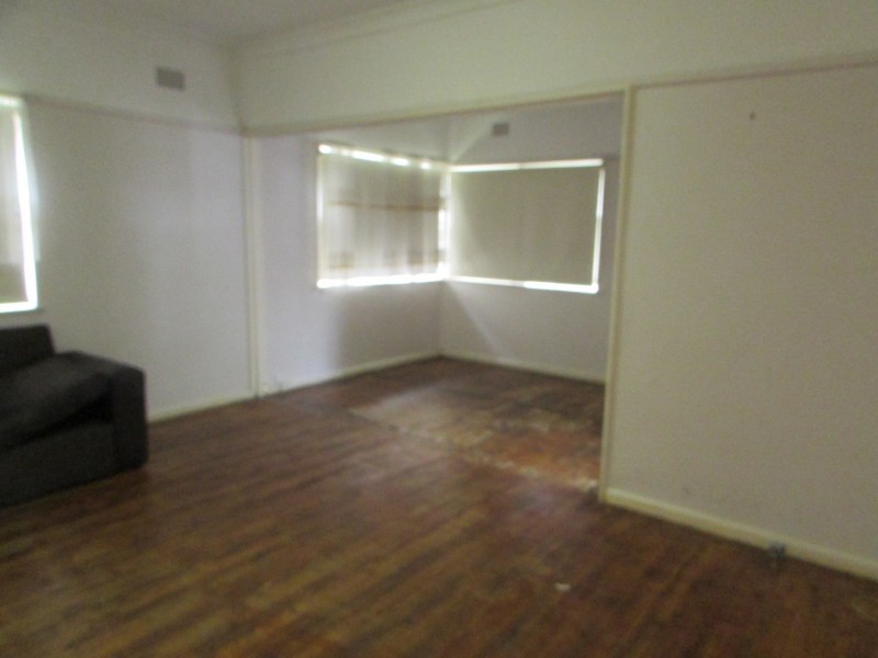 24 Bocking Avenue, Bradbury NSW 2560