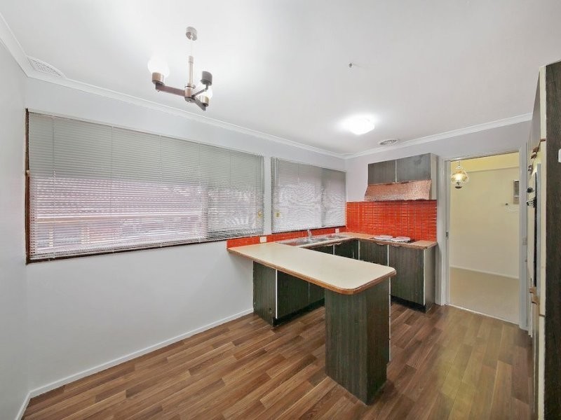 1 Wegg Place, Ambarvale NSW 2560