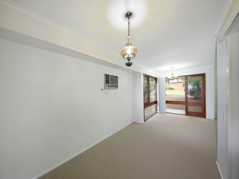 1 Wegg Place, Ambarvale NSW 2560