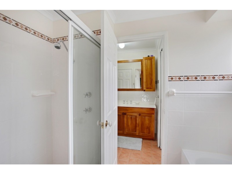 3 Ashton Close, Eagle Vale NSW 2558