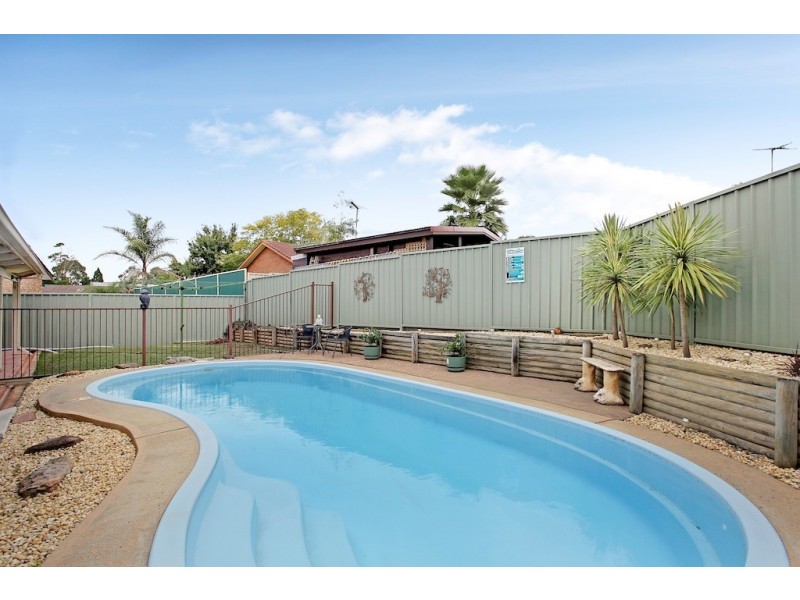 3 Ashton Close, Eagle Vale NSW 2558