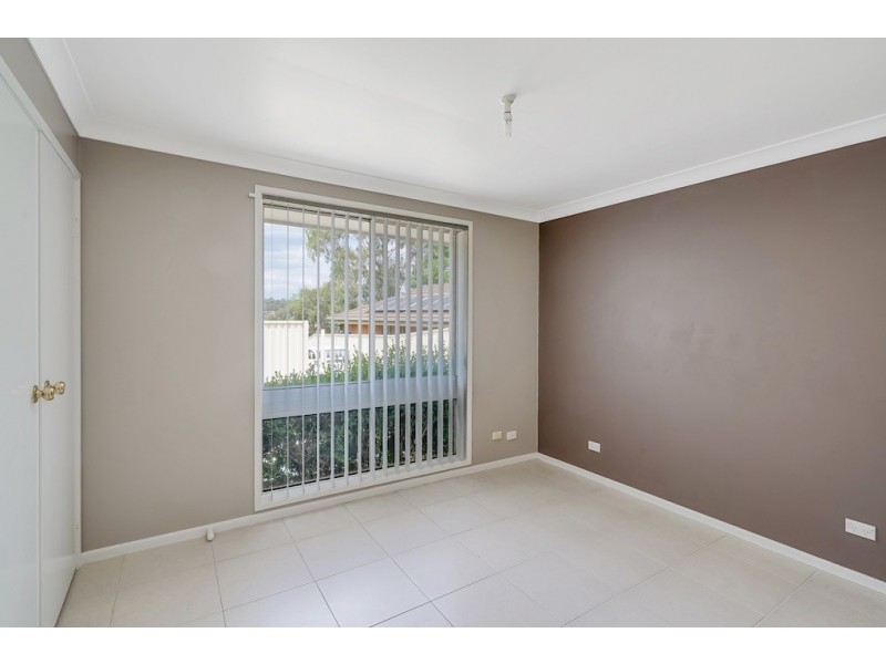 Unit 2/19 Coleville Place, Rosemeadow NSW 2560