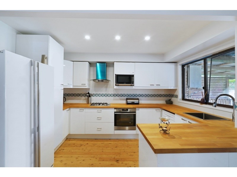 9 Harthouse Road, Ambarvale NSW 2560