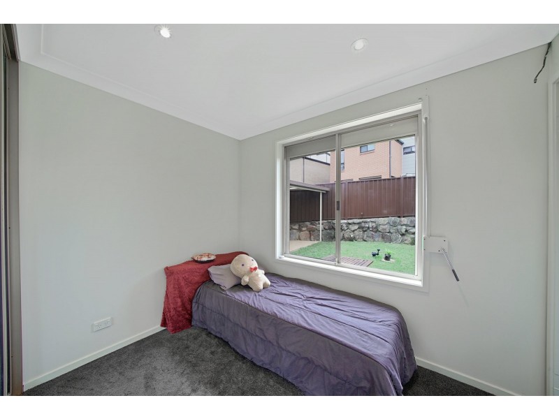 34A Anthony Dr, Rosemeadow NSW 2560