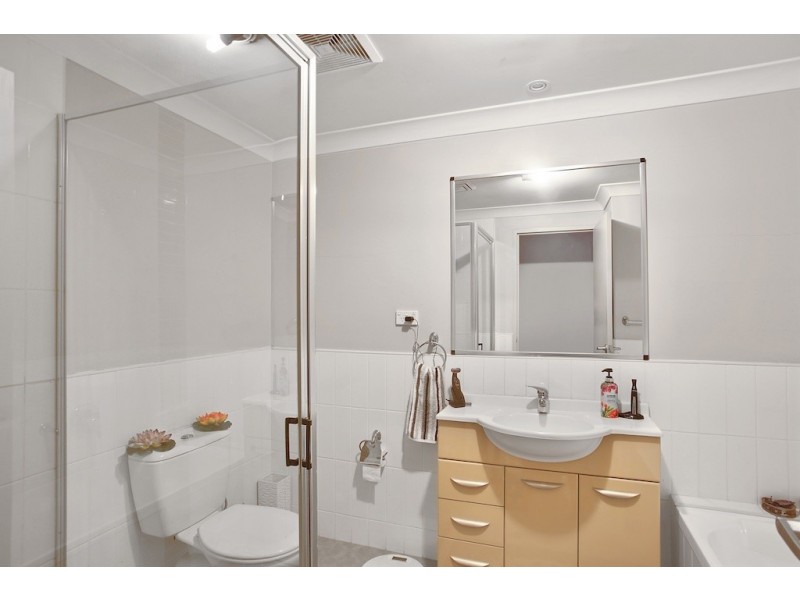 42/7-9 King Street, Campbelltown NSW 2560