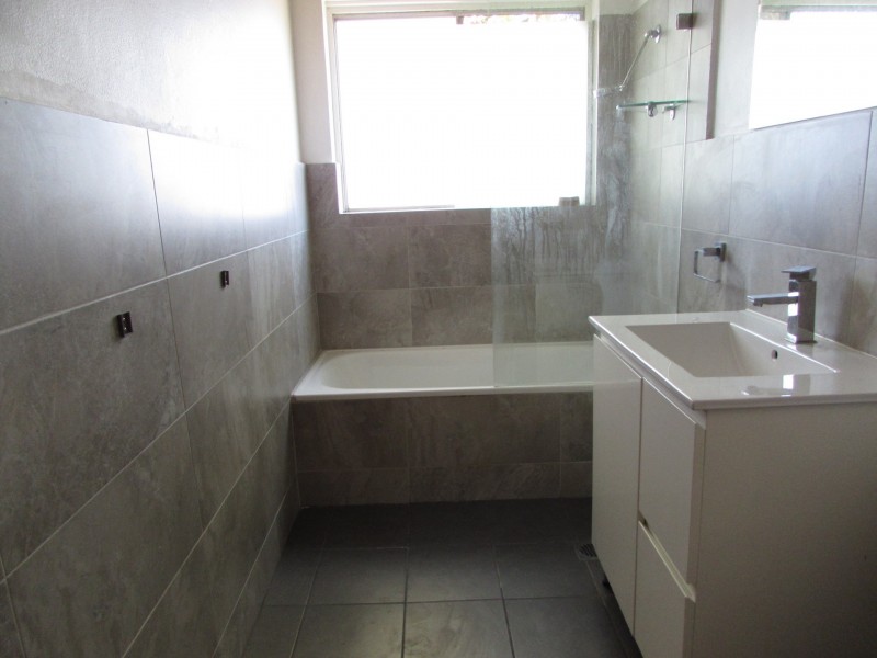 3/28A Moore Street, Campbelltown NSW 2560