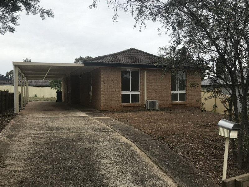 8 Gaspard Place, Ambarvale NSW 2560
