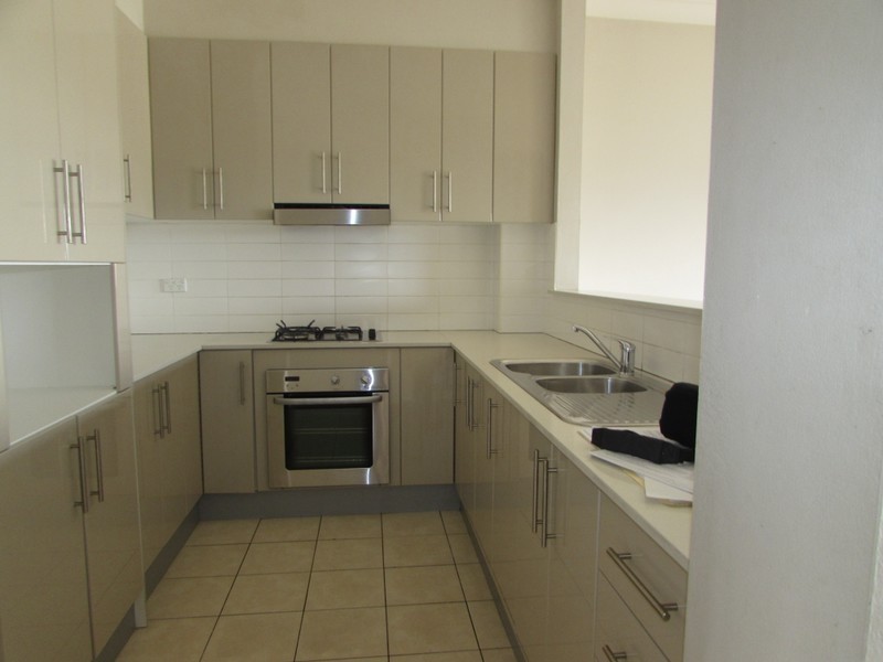 Unit 26/7-9 King St, Campbelltown NSW 2560