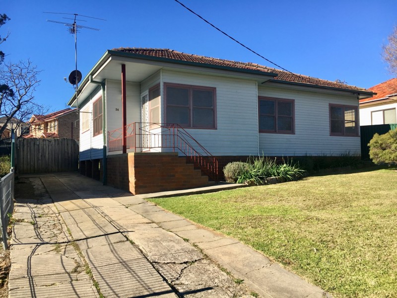 34 Hoddle Ave, Campbelltown NSW 2560