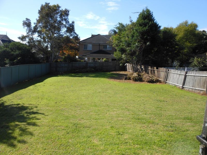 62 Chamberlain St, Campbelltown NSW 2560