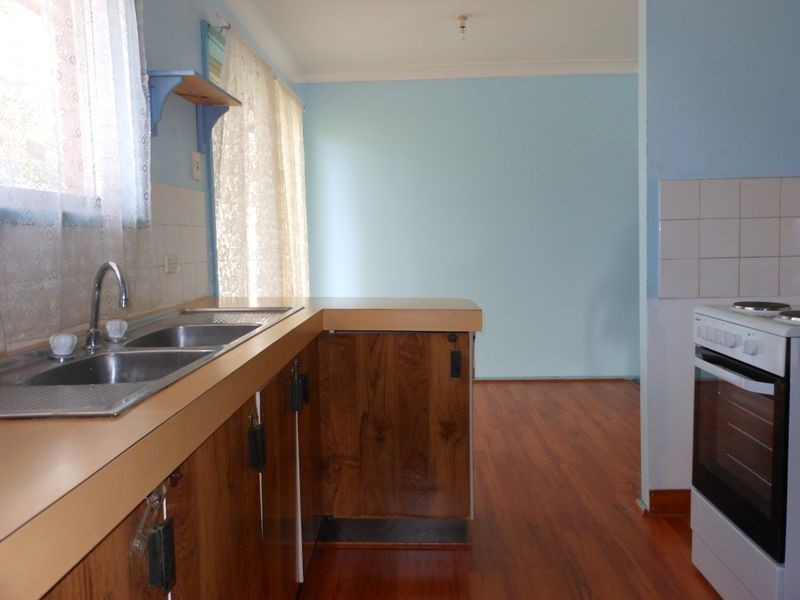 20 Elouera Cres, Woodbine NSW 2560