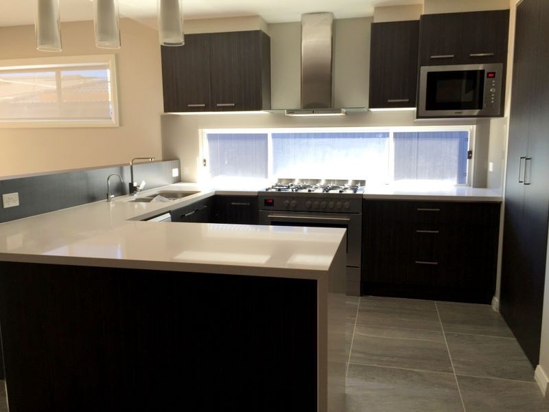 8 Atlee St, Oran Park NSW 2570