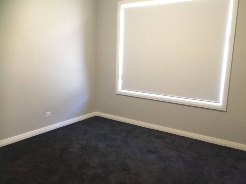 8 Atlee St, Oran Park NSW 2570