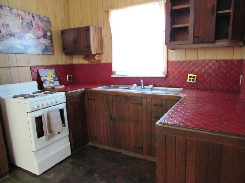 26 Raymond Ave, Campbelltown NSW 2560