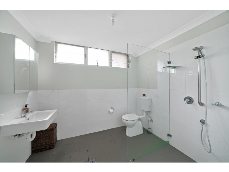 4/157 Dumaresq Street, Campbelltown NSW 2560