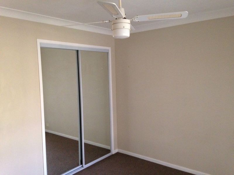 30 Outram Ave, Currans Hill NSW 2567